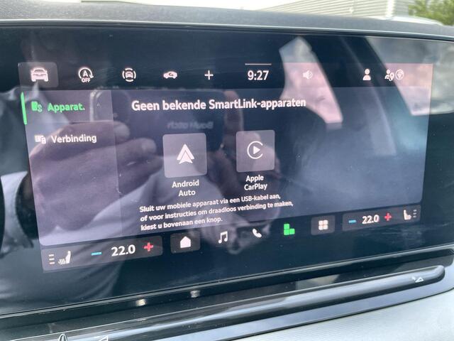 Skoda OCTAVIA Combi 1.5 TSI MHEV 110kW/150PK Selection · Navigatie · Trekhaak · Apple/Android Car Play · Camera · Garantie tot januari 2027