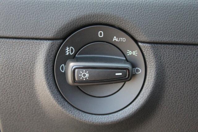 Skoda OCTAVIA Combi 1.0 TSI Greentech Ambition Business//Automaat!!
