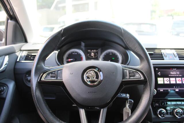 Skoda OCTAVIA Combi 1.0 TSI Greentech Ambition Business//Automaat!!