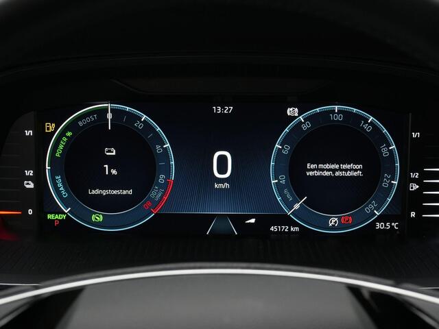 Skoda OCTAVIA Combi 1.4 TSI 204 pk iV PHEV Business Edition Plus | Panoramadak | LED koplampen | Achteruitrijcamera | Stoel-/stuurverwarming | Carplay | 18 inch