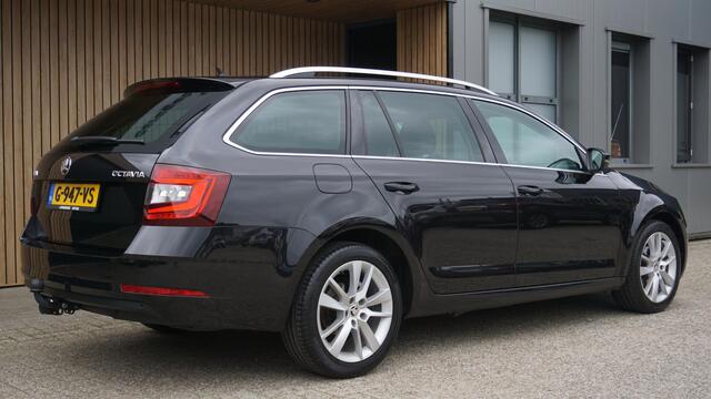 Skoda OCTAVIA Combi 1.6 TDI 115Pk Greentech Clever Edition DSG Airco Stoeverw *121656km* 17 inch LM Cruise Apple carplay NL auto *1ste eign*