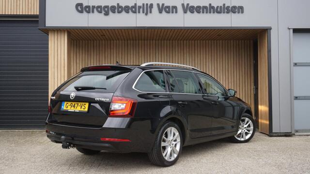 Skoda OCTAVIA Combi 1.6 TDI 115Pk Greentech Clever Edition DSG Airco Stoeverw *121656km* 17 inch LM Cruise Apple carplay NL auto *1ste eign*