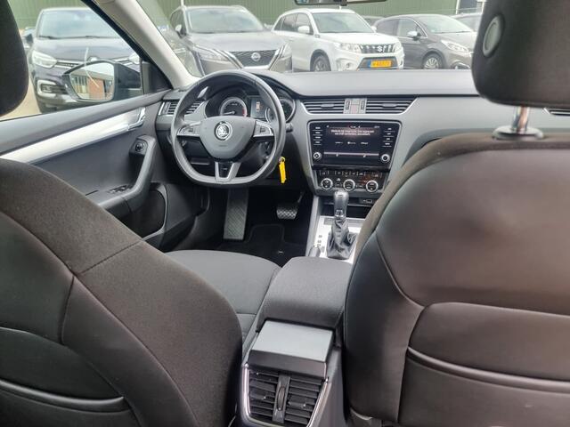 Skoda OCTAVIA Combi 1.0 TSI Greentech Ambition Business