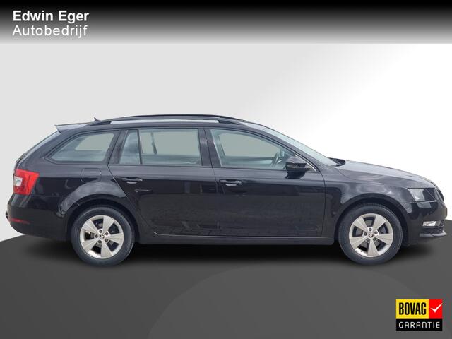 Skoda OCTAVIA Combi 1.0 TSI Greentech Ambition Business