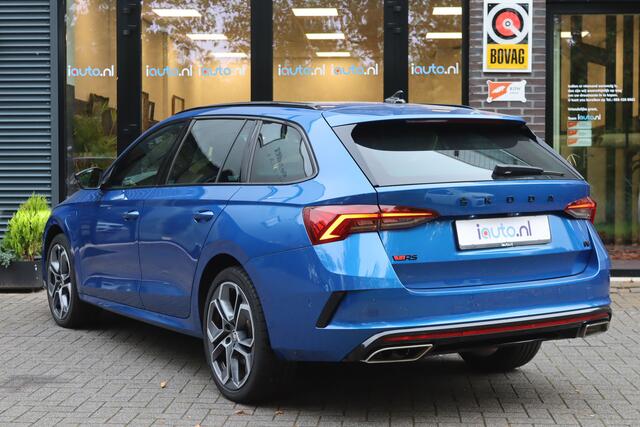 Skoda OCTAVIA Combi 1.4 TSI RS iV PHEV Matrix LED/ACC/Keyless/Camera/Head-up/Columbus/Trekhaak wegkl./19"