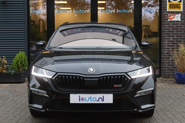 Skoda OCTAVIA Combi 1.4 TSI RS iV PHEV Matrix LED/ACC/Keyless/Camera/Columbus/Trekhaak wegkl./19"