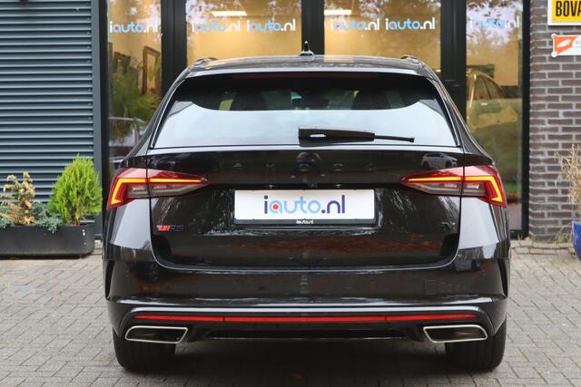 Skoda OCTAVIA Combi 1.4 TSI RS iV PHEV Matrix LED/ACC/Keyless/Camera/Columbus/Trekhaak wegkl./19"