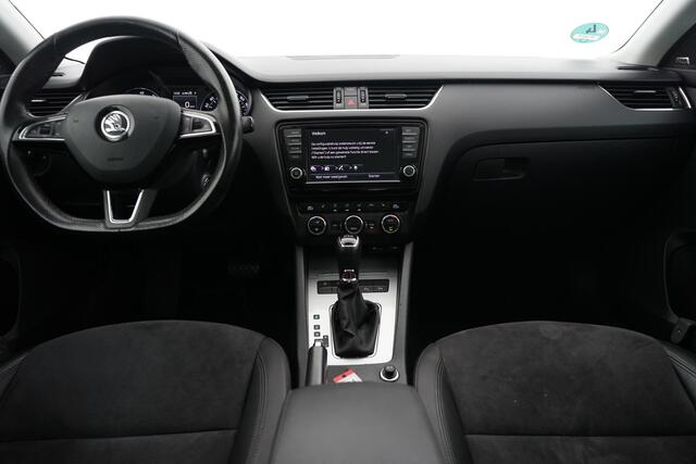 Skoda OCTAVIA Style Business | Camera | Pano | Apple Carplay