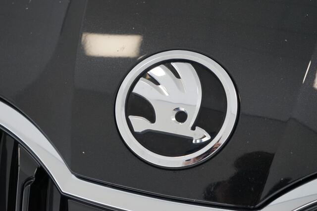 Skoda OCTAVIA Combi 1.0 TSI Greentech Style Business | Trekhaak | Stoelverwarming
