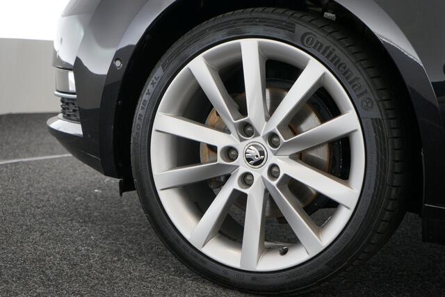 Skoda OCTAVIA Combi 1.0 TSI Greentech Style Business | Trekhaak | Stoelverwarming