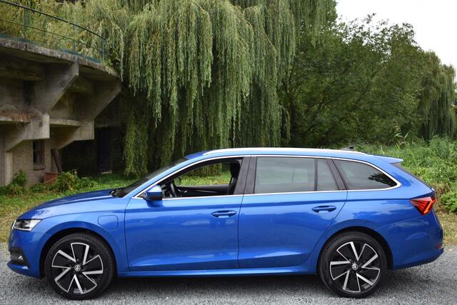 Skoda OCTAVIA Combi TSI iV 204PK DSG HYBRID PHEV BUSINESS EDITION VIRTUAL/NAVI/CAMERA