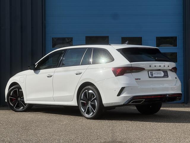 Skoda OCTAVIA Combi 1.4 TSI RS iV PHEV Business GRATIS Afleverpakket! | VRS |