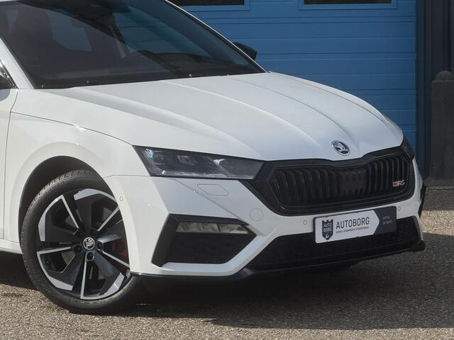 Skoda OCTAVIA Combi 1.4 TSI RS iV PHEV Business GRATIS Afleverpakket! | VRS |
