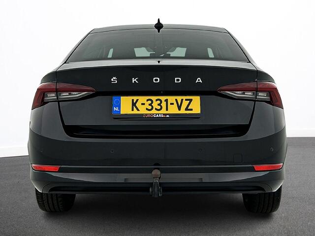 Skoda OCTAVIA 1.0 TSI Business Edition Navigatie Airco Cruise Control Lichtmetalen velgen