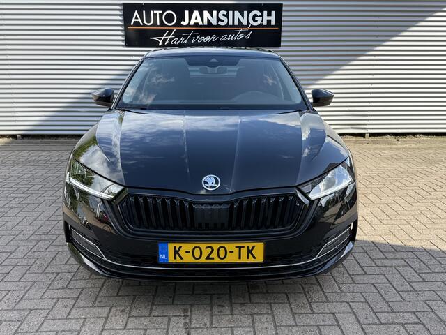 Skoda OCTAVIA 1.0 e-TSI Business Edition Plus Automaat met 34.299km!! | Camera | Stoelverwarming | ACC | PDC V+A | Clima | Navi | LM Velgen RIJKLAARPRIJS INCL 12 MAANDEN GARANTIE BEURT