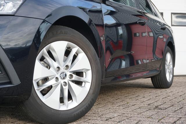 Skoda OCTAVIA Combi 1.0 TSI Edition | CAMERA | STOELVERW. | CARPLAY | ELEKTR. KLEP |