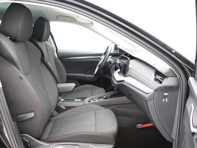 Skoda OCTAVIA Combi 1.5 e-TSI Business Edition Plus