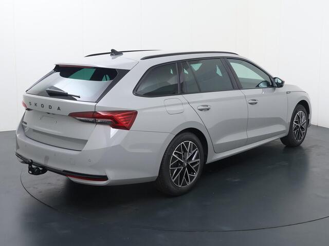 Skoda OCTAVIA Combi Sportline Tour 1.5 TSI m-HEV 150 PK DSG | Automaat | Trekhaak | Led-Matrix | Navigatie
