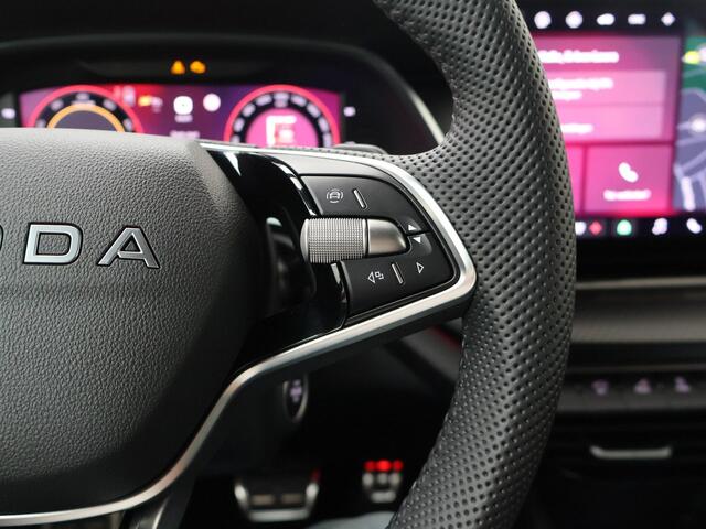 Skoda OCTAVIA Combi Sportline Tour 1.5 TSI m-HEV 150 PK DSG | Automaat | Trekhaak | Led-Matrix | Navigatie
