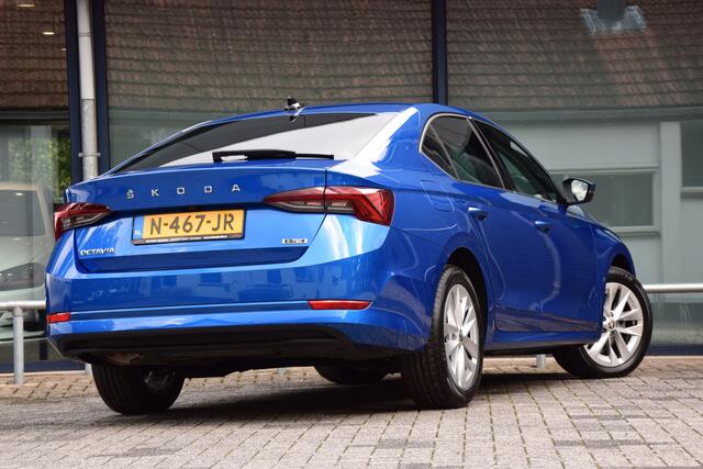 Skoda OCTAVIA 1.5 e-TSI 150PK Business Edition Plus DSG Automaat | Org. NL | BOVAG Garantie | Full Led Matrix | Camera | Adaptive Cruise Control | Stuur&Stoelverwarming | Head-up display |