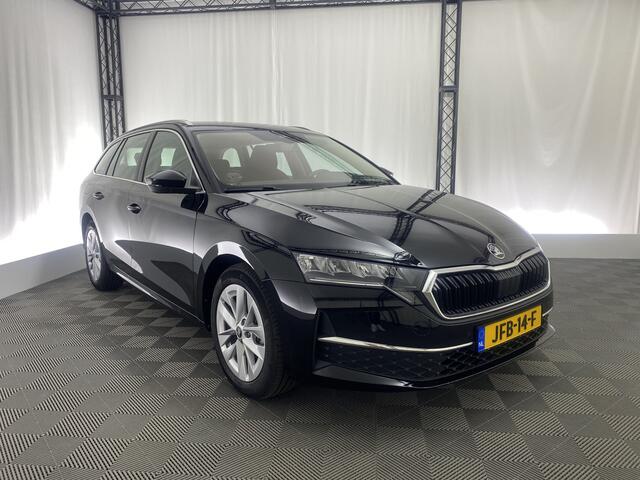 Skoda OCTAVIA Combi 1.5 TSI MHEV Business Edition Automaat | Apple Carplay | ACC | Trekhaak | Elektr. achterklep