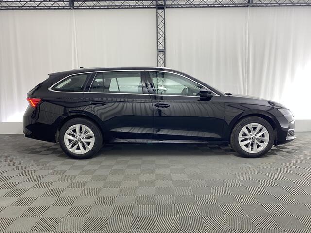 Skoda OCTAVIA Combi 1.5 TSI MHEV Business Edition Automaat | Apple Carplay | ACC | Trekhaak | Elektr. achterklep