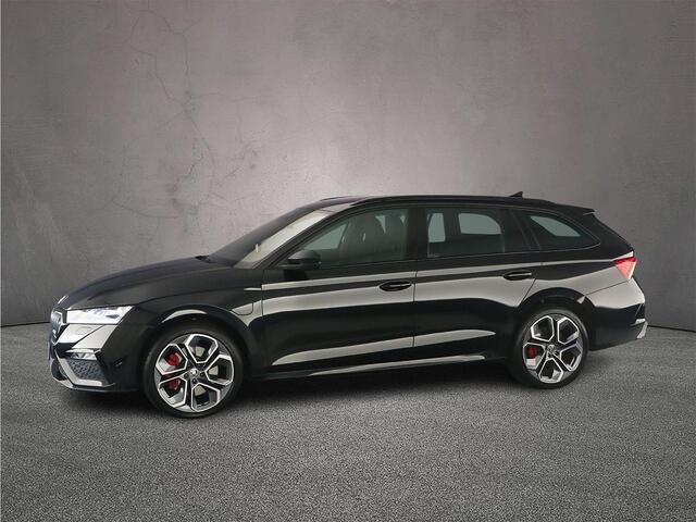 Skoda OCTAVIA Combi RS iV Business 1.4 TSI PHEV 245pk DSG Automaat Trekhaak, Adaptive cruise control, LED matrix koplampen, Achteruitrijcamera