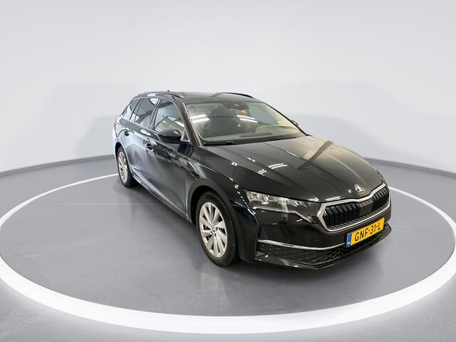 Skoda OCTAVIA Combi 1.5 TSI 115pk DSG MHEV Business Edition Plus · Apple/Android Car Play · Elek. Trekhaak · Elek. Achterklep · Camera · 17'' Inch · Garantie t/m 29-09-2028 of 100.000km