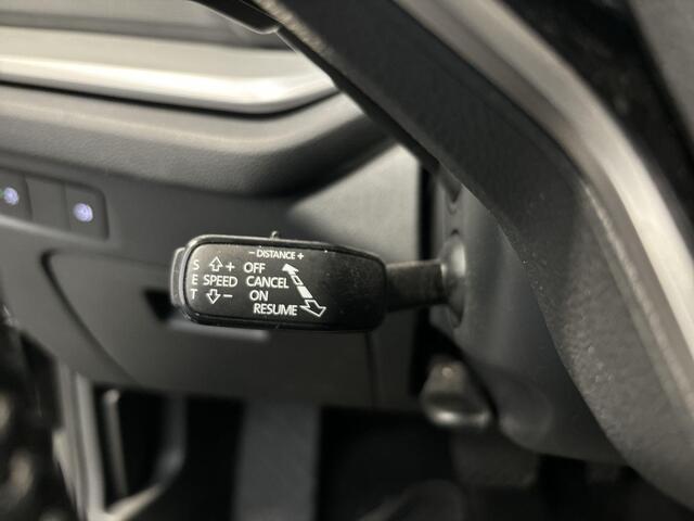 Skoda OCTAVIA Combi 1.5 TSI 115pk DSG MHEV Business Edition Plus · Apple/Android Car Play · Elek. Trekhaak · Elek. Achterklep · Camera · 17'' Inch · Garantie t/m 29-09-2028 of 100.000km