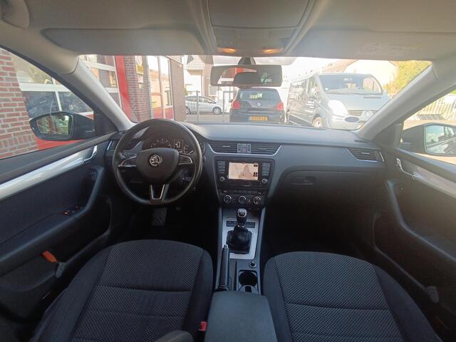 Skoda OCTAVIA Combi 1.2 TSI Greentech Ambition Businessline Trekhaak