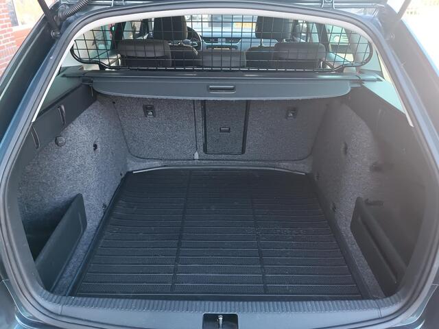 Skoda OCTAVIA Combi 1.2 TSI Greentech Ambition Businessline Trekhaak