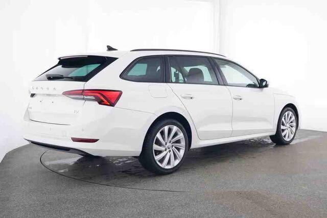 Skoda OCTAVIA Combi 1.4 TSI iV 204pk PHEV Business / Standkachel / Smart Link / 18 inch l.m. / Wordt Verwacht