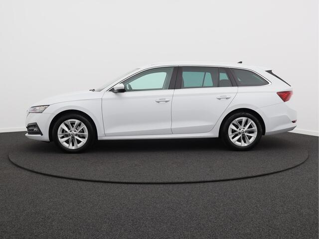 Skoda OCTAVIA Combi 1.5 e-TSI Business Edition Plus/ automaat/ trekhaak!