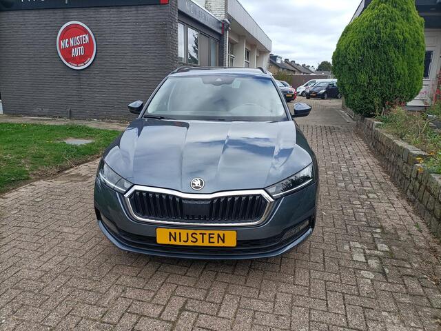 Skoda OCTAVIA Combi 1.4 Tsi IV PHEV Business,Camera, Navi