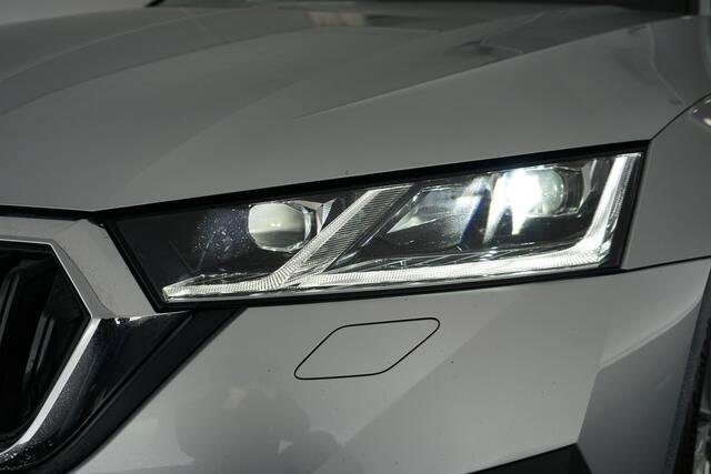 Skoda OCTAVIA Combi 1.5 TSI First Edition