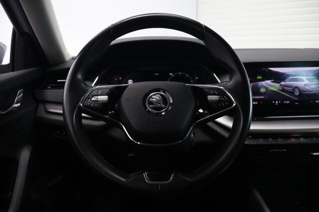 Skoda OCTAVIA 1.4 TSI iV Business | Automaat | Trekhaak | Camera