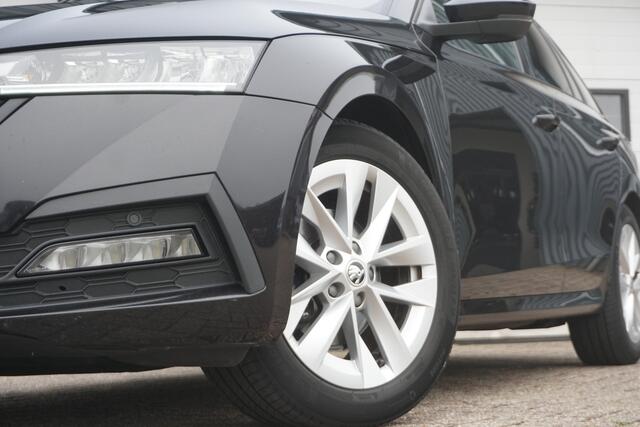 Skoda OCTAVIA Combi 1.0 e-TSI Sport Automaat | ACC | STUURVERW. | TREKHAAK |