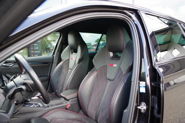 Skoda OCTAVIA Combi 1.4 TSI RS iV PHEV BNS 245 PK, LED, Leder-Alcantara, Memory, Camera, Winterpakket