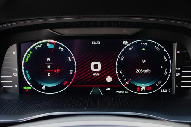 Skoda OCTAVIA Combi 1.4 TSI RS iV PHEV BNS 245 PK, LED, Leder-Alcantara, Memory, Camera, Winterpakket