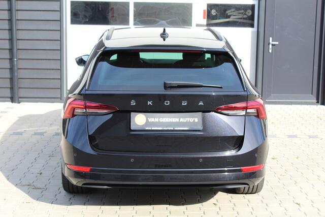 Skoda OCTAVIA 1.4TSI 204Pk iV PHEV Black Edition Business