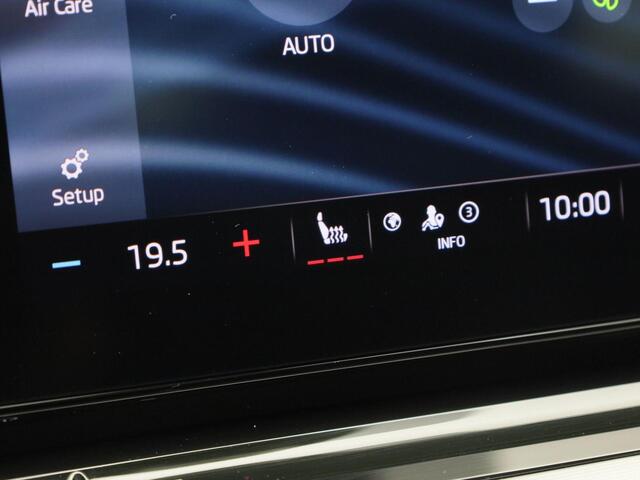 Skoda OCTAVIA Combi 1.4TSI 150kW/204pk DSG iV PHEV Business DSG · Panoramadak · Camera · Keyless · Stuur- & Stoelverwarming · Apple/Android Car Play