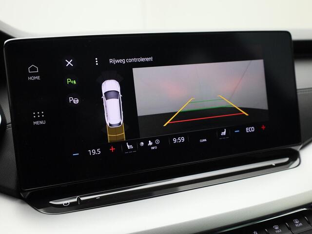 Skoda OCTAVIA Combi 1.4TSI 150kW/204pk DSG iV PHEV Business DSG · Panoramadak · Camera · Keyless · Stuur- & Stoelverwarming · Apple/Android Car Play