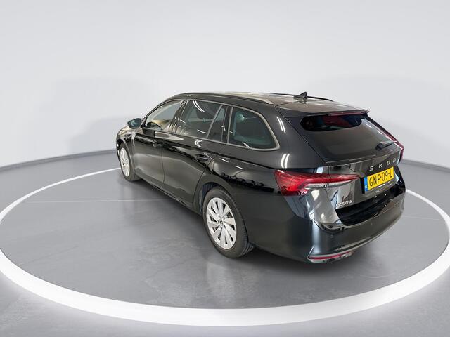 Skoda OCTAVIA Combi 1.5 TSI 115pk DSG MHEV Business Edition Plus · Camera · Keyless · Apple/Android Car Play · Elek. Trekhaak · Adaptieve Cruise Control · Elek. Achterklep · 17'' Inch · Garantie t/m 29-09-2028 of 100.000km