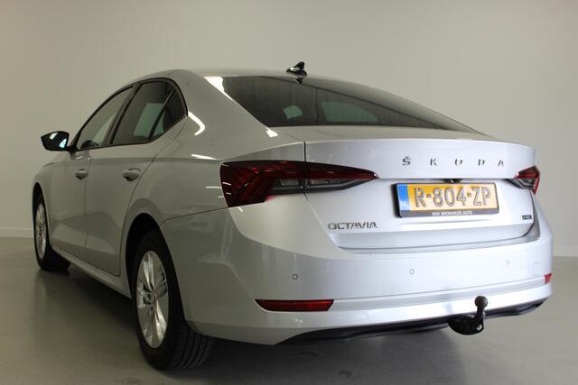 Skoda OCTAVIA 1.0 e-TSI Business Edition | WEGKL-TRHAAK | ACC | STOEL+STUUR/VERW | CAM | LED | PDC | CARPLAY | LMV |