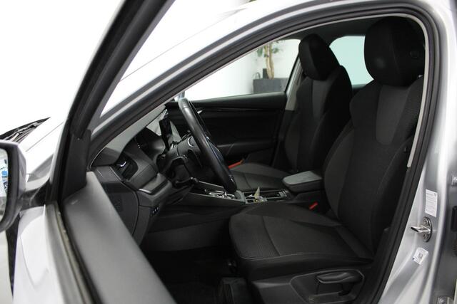 Skoda OCTAVIA 1.0 e-TSI Business Edition | WEGKL-TRHAAK | ACC | STOEL+STUUR/VERW | CAM | LED | PDC | CARPLAY | LMV |