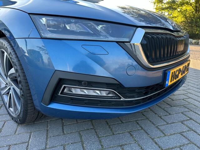 Skoda OCTAVIA 1.4TSI iV PHEV Sportline Business