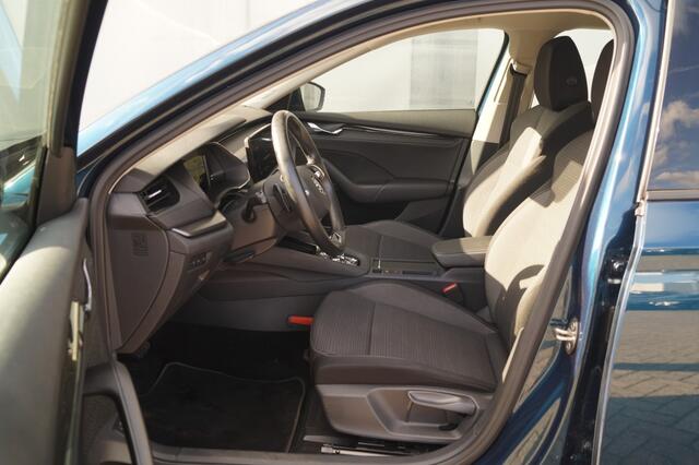 Skoda OCTAVIA Combi 1.0 TSI 110pk DSG Business Edition -NAVI-ECC-