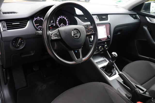 Skoda OCTAVIA 1.0 TSI Greentech Ambition Business 1e Eigenaar | Dealer Onderh | NL-Auto | BTW | Carplay | Navi Full Map | Climate |Ad Cruise | Bots Systeem | PDC | Led