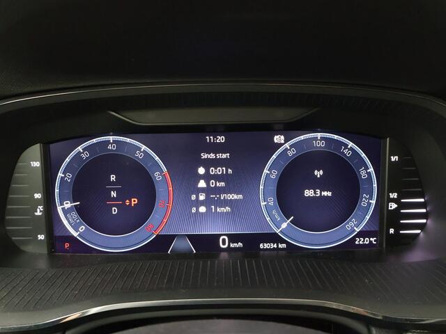 Skoda OCTAVIA Combi 1.0 e-TSI Ambition | 110 PK | Automaat | Trekhaak wegklapbaar | Navigatiesysteem |