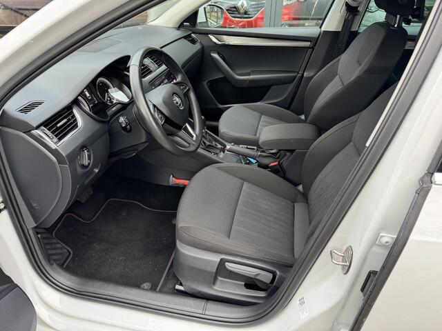 Skoda OCTAVIA Combi 1.0 TSI Greentech Style Business AUTOMAAT-TREKHAAK-STOELVER